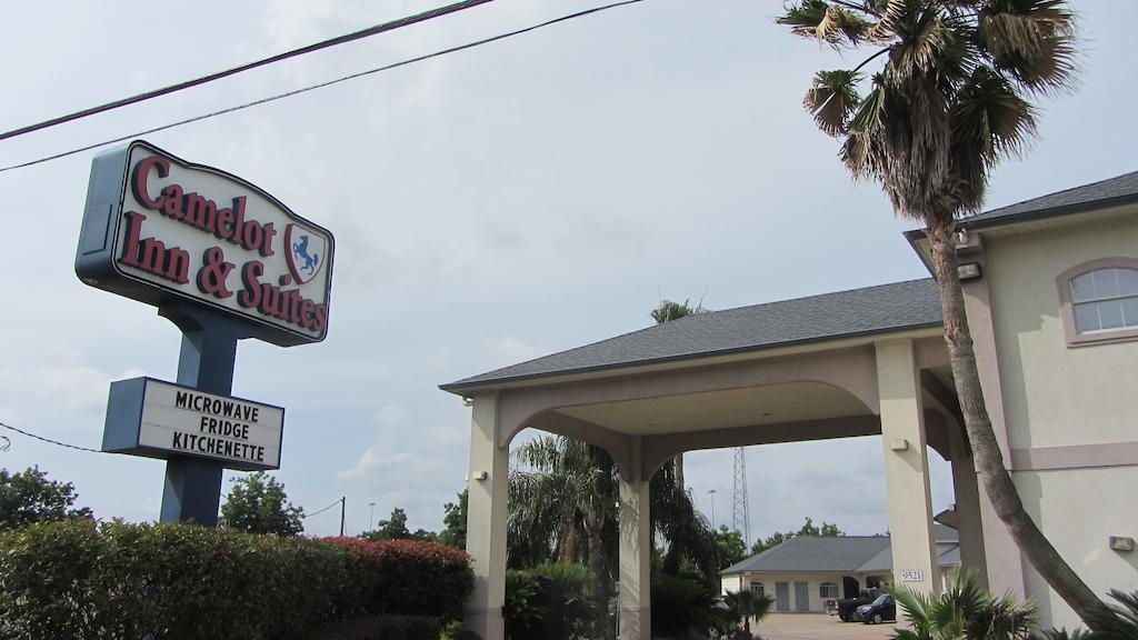 Camelot Inn & Suites Highway 290/Northwest Freeway 저지빌리지 외부 사진